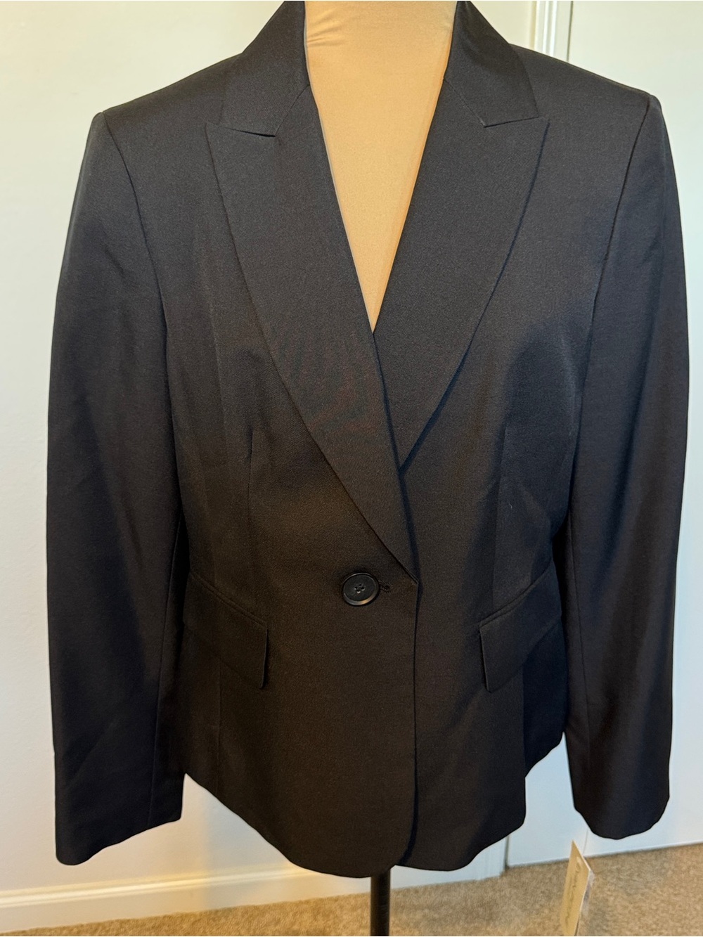 NWT Black Women's Single-Button Blazer Jacket